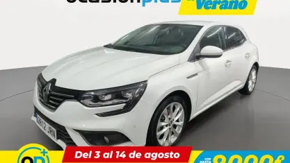 Usado Renault Mégane III Zen 130 CV (95 kW) 2016 Blanco Berlina