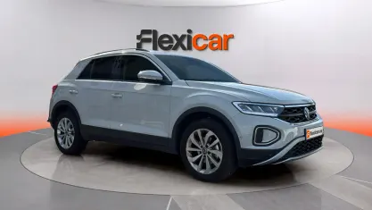 Usado VW T-Roc 150 CV (110 kW) 2025 Gris SUV