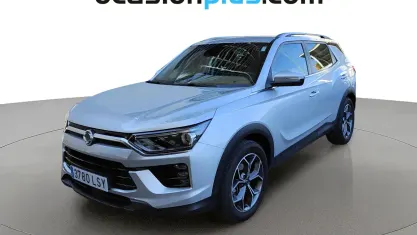 Usado SsangYong Korando 136 CV (100 kW) 2021 Plateado SUV