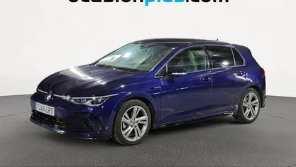 Usado VW Golf VIII R-line 150 CV (110 kW) 2021 Azul Utilitario
