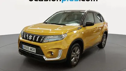 Usado Suzuki Vitara 129 CV (94 kW) 2023 Amarillo SUV