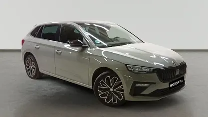Gris Usado 2025 Skoda Scala Utilitario | 22.590 € (Precio justo)