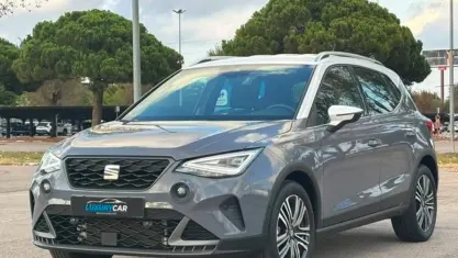 Usado Seat Arona FR 115 CV (84 kW) 2025 SUV