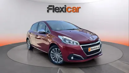 Käytetty Peugeot 208 Allure 82 HP (60 kW) 2017 Punainen Viistoperä