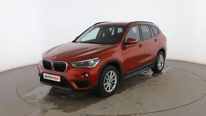 Usado BMW X1 Sport Line 115 CV (84 kW) 2018 Naranja SUV