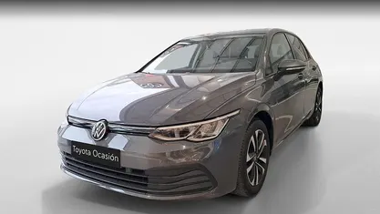 Usado VW Golf VIII Life 110 CV (80 kW) 2020 Gris Berlina