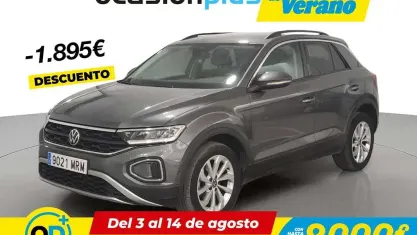 Usado VW T-Roc Life 110 CV (80 kW) 2024 Gris SUV