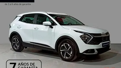Blanco Usado 2024 Kia Sportage SUV | 31.300 € (Precio justo)