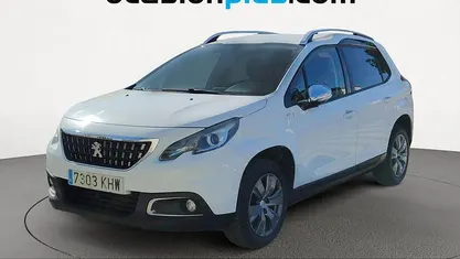 Usado Peugeot 2008 Style 100 CV (73 kW) 2018 Blanco SUV