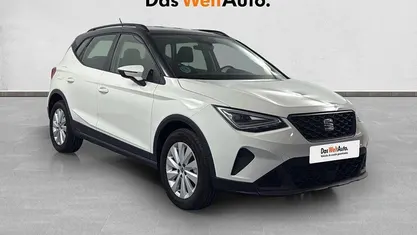 Usado Seat Arona Style 115 CV (84 kW) 2025 Blanco SUV