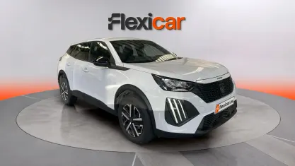 Usado Peugeot 2008 Allure 102 CV (75 kW) 2024 Blanco SUV