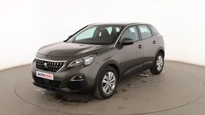 Usado Peugeot 3008 Active 120 CV (88 kW) 2017 Gris SUV