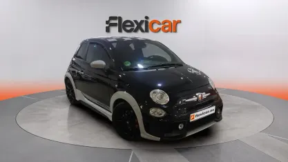 Usado Abarth 695 180 CV (132 kW) 2020 Negro Utilitario