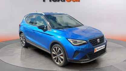 Azul Usado 2024 Seat Arona FR SUV | 15.990 € (Buen precio)
