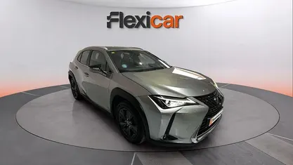 Usado Lexus UX Business Edition 184 CV (135 kW) 2020 Beige SUV