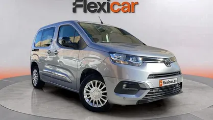 Usado 2022 Toyota Proace Verso Active Familiar | 19.490 € (Super precio)