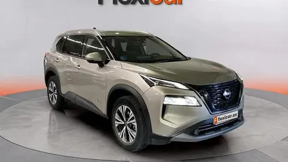 Usado Nissan X-Trail Acenta 204 CV (150 kW) 2024 Gris SUV