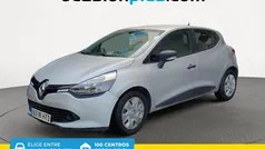 Gris Usado 2013 Renault Clio IV Authentique Utilitario | 6990 € (Precio justo)