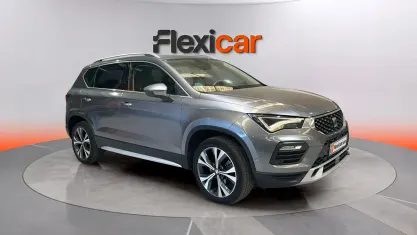 Usado Seat Ateca 150 CV (110 kW) 2022 Gris SUV