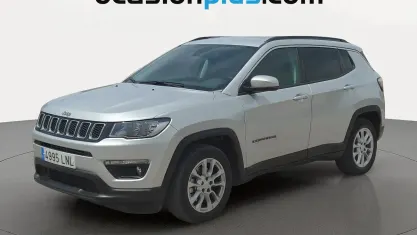 Usado Jeep Compass Longitude 131 CV (96 kW) 2021 Gris SUV