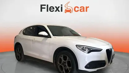 Usado Alfa Romeo Stelvio Sprint 190 CV (139 kW) 2022 SUV