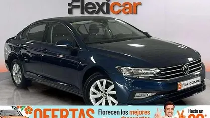 Usado VW Passat Business 122 CV (89 kW) 2020 Azul Familiar