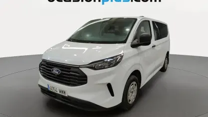 Begagnad Ford Transit Custom Trend 136 HK (100 kW) 2024 Vit Kombi