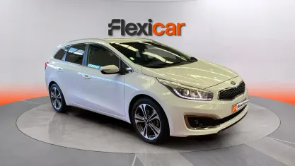Usado Kia Ceed GT 136 CV (100 kW) 2017 Blanco Berlina