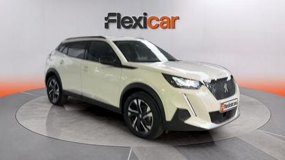 Usado Peugeot 2008 Allure 110 CV (80 kW) 2022 Blanco SUV