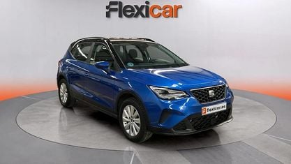 Usado Seat Arona Style 110 CV (80 kW) 2023 Azul SUV