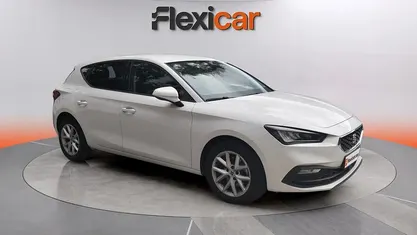 Usado Seat Leon Style 116 CV (85 kW) 2021 Berlina