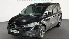 Negro Usado 2023 Mercedes 180 Berlina | 23.282 € (Precio justo)