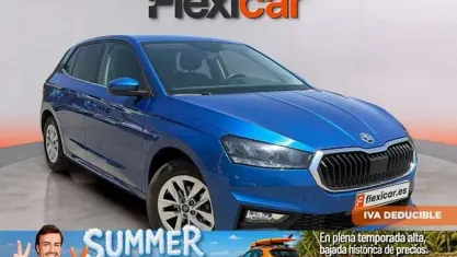 Usado Skoda Fabia Selection 95 CV (69 kW) 2025 Azul Utilitario