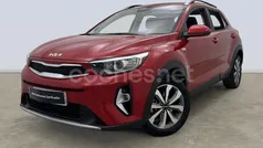 Rojo Usado 2023 Kia Stonic SUV | 15.995 € (Precio justo)