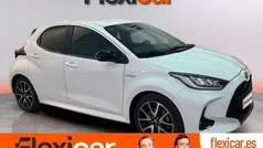 Blanco Usado 2021 Toyota Yaris Hybrid Active Utilitario | 16.990 € (Precio justo)