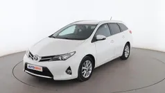 Blanco Usado 2014 Toyota Auris Touring Sports Familiar | 12.099 € (Precio justo)