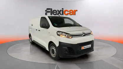 Käytetty Citroën Jumpy 102 HP (75 kW) 2019 Tila-auto