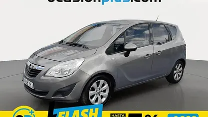 Usado Opel Meriva Enjoy 110 CV (80 kW) 2011 Gris Monovolumen
