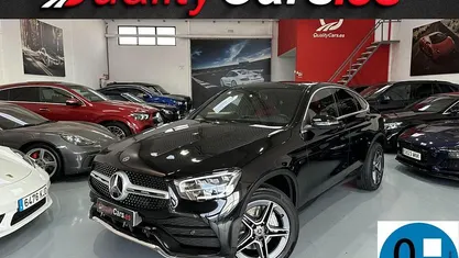 Usado Mercedes E300 317 CV (233 kW) 2021 Negro Coupe