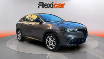 Usado Alfa Romeo Tonale Sprint 131 CV (96 kW) 2023 Gris SUV