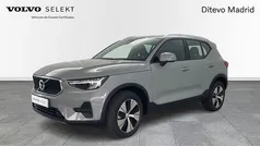 Usado 2025 Volvo XC40 Core SUV | 37.800 € (Precio justo)