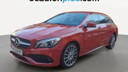 Usado Mercedes CLA200 AMG 136 CV (100 kW) 2019 Rojo Monovolumen