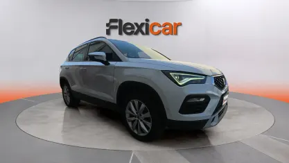 Usado Seat Ateca Style 150 CV (110 kW) 2023 Blanco SUV