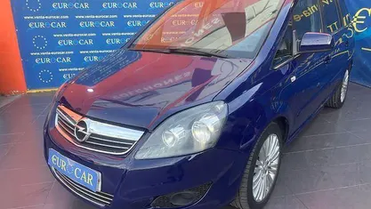 Usado 2011 Opel Zafira Cosmo Monovolumen | 4650 € (Buen precio)