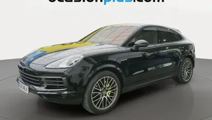 Usado Porsche Cayenne E-Hybrid Platinum Edition 462 CV (339 kW) 2022 Negro SUV