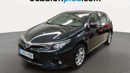 Begagnad Toyota Auris 116 HK (85 kW) 2017 Blå Halvkombi