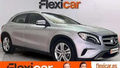 Usado Mercedes GLA200 AMG line 136 CV (100 kW) 2016 SUV