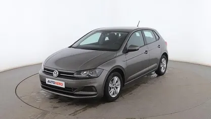 Usado VW Polo Advance 95 CV (69 kW) 2020 Gris Utilitario