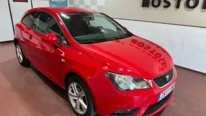 Begagnad Seat Ibiza SC Reference 90 HK (66 kW) 2012 Röd Halvkombi