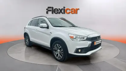 Usado Mitsubishi ASX Motion 114 CV (83 kW) 2017 Blanco SUV